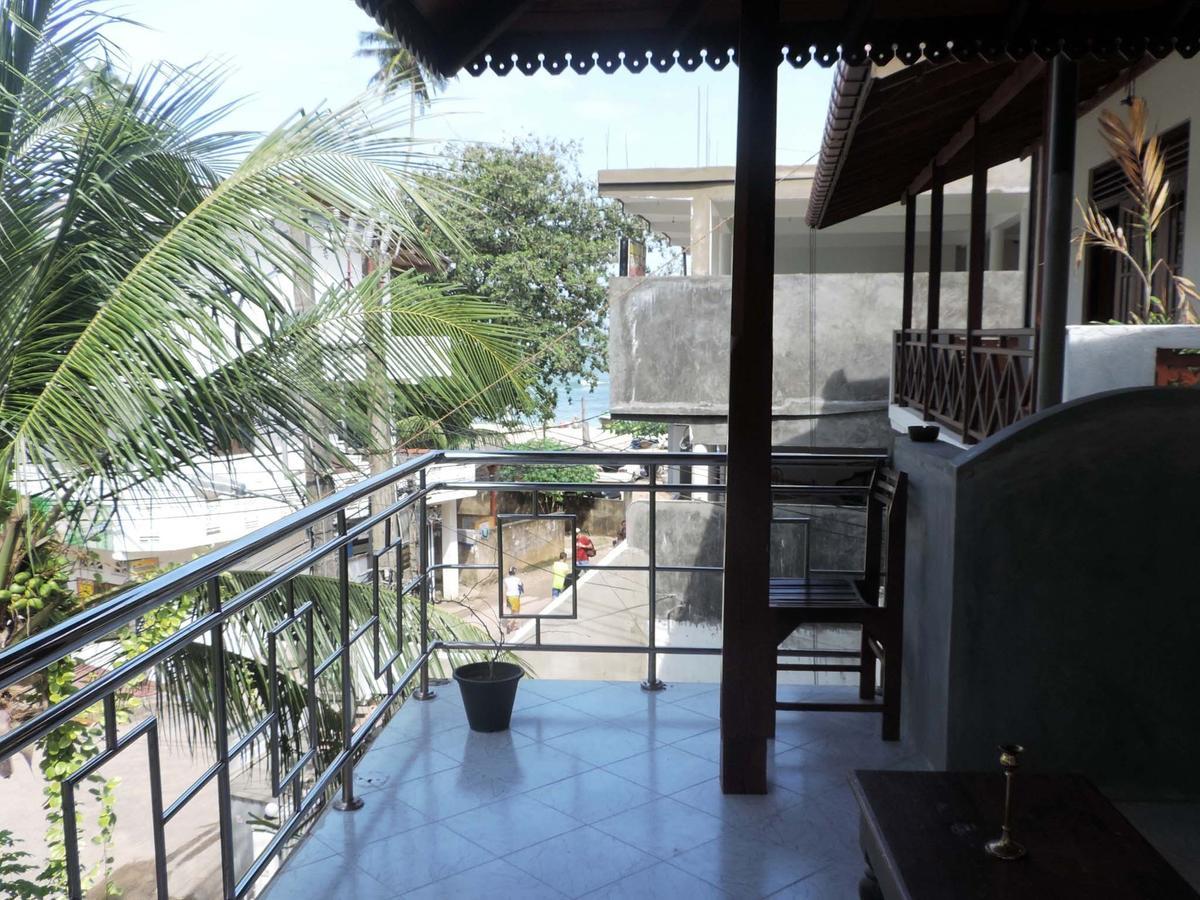 Primrose Guest House Unawatuna Exterior foto