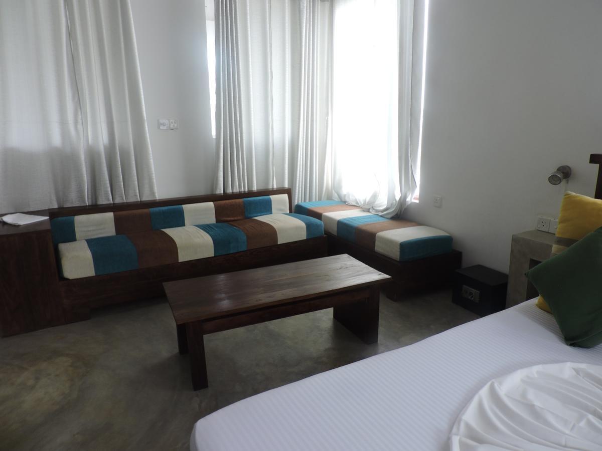Primrose Guest House Unawatuna Exterior foto
