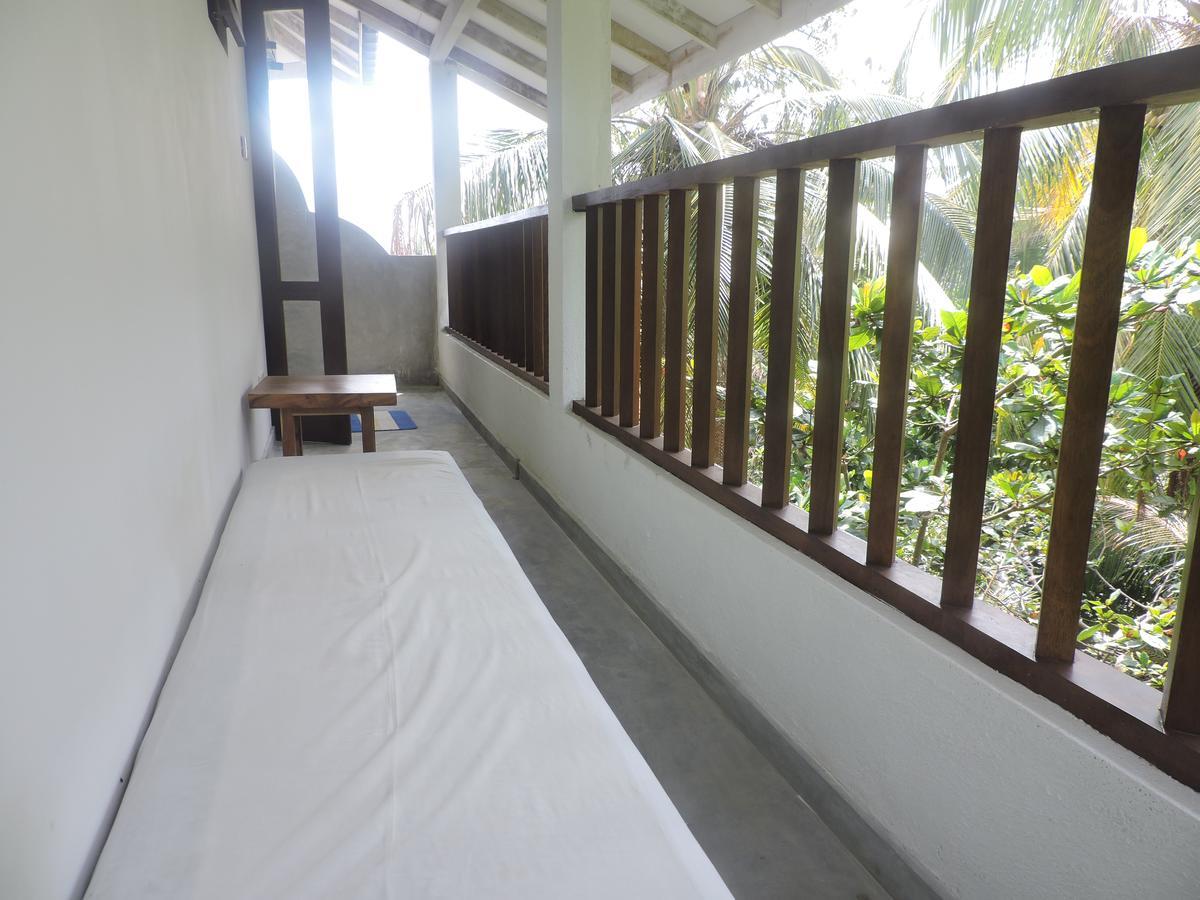 Primrose Guest House Unawatuna Exterior foto